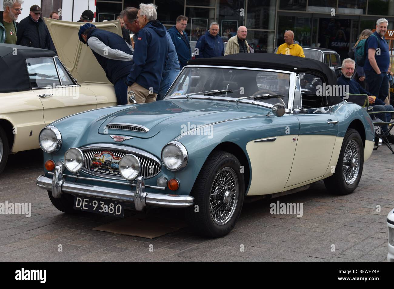 Hilversum, Pays-Bas – 7 juin 2026 : une Austin-Healey 3000 Mk III de 1966 Banque D'Images