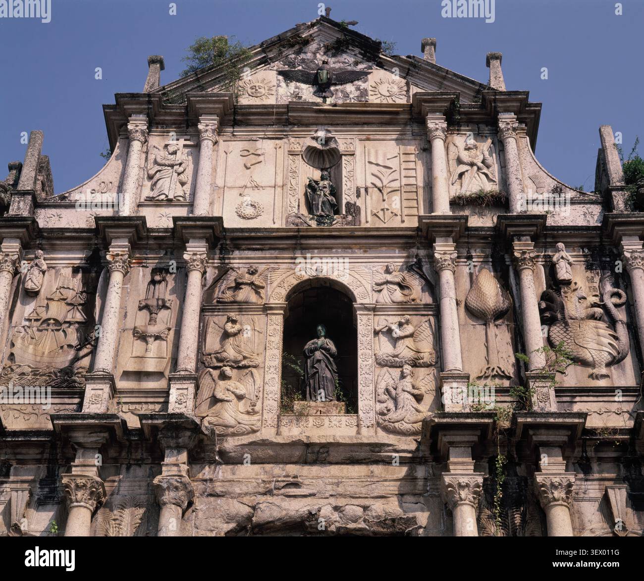 Chine. Macao SAR. Ruines de la cathédrale de São Paulo. Détail de la façade. Banque D'Images