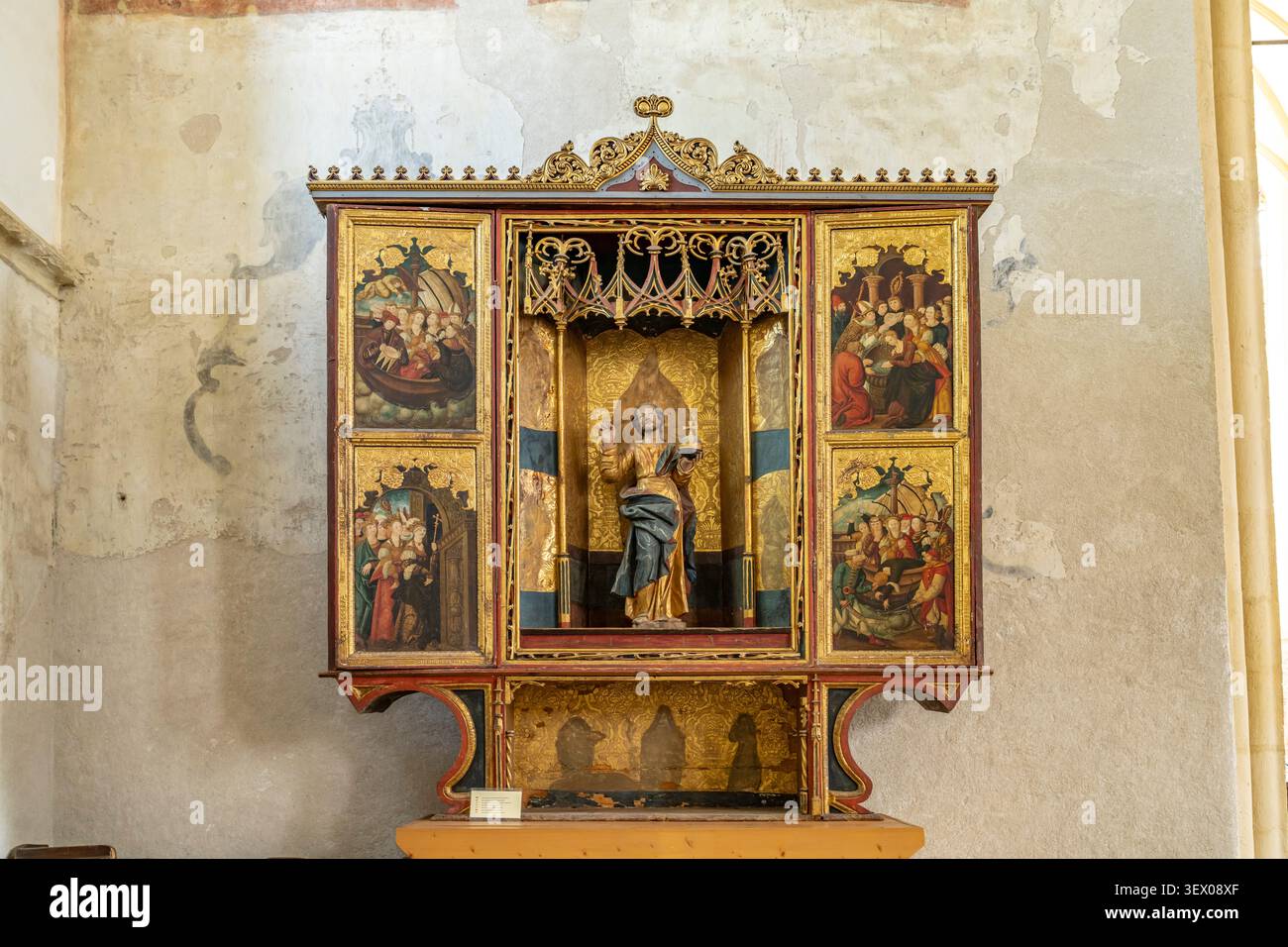 Autel Heilige Ursula im Innenraum der Schäßburger Bergkirche in Sighisoara oder Schäßburg, Siebenbürgen, Rumänien | autel Sainte Ursula, intérieur Banque D'Images