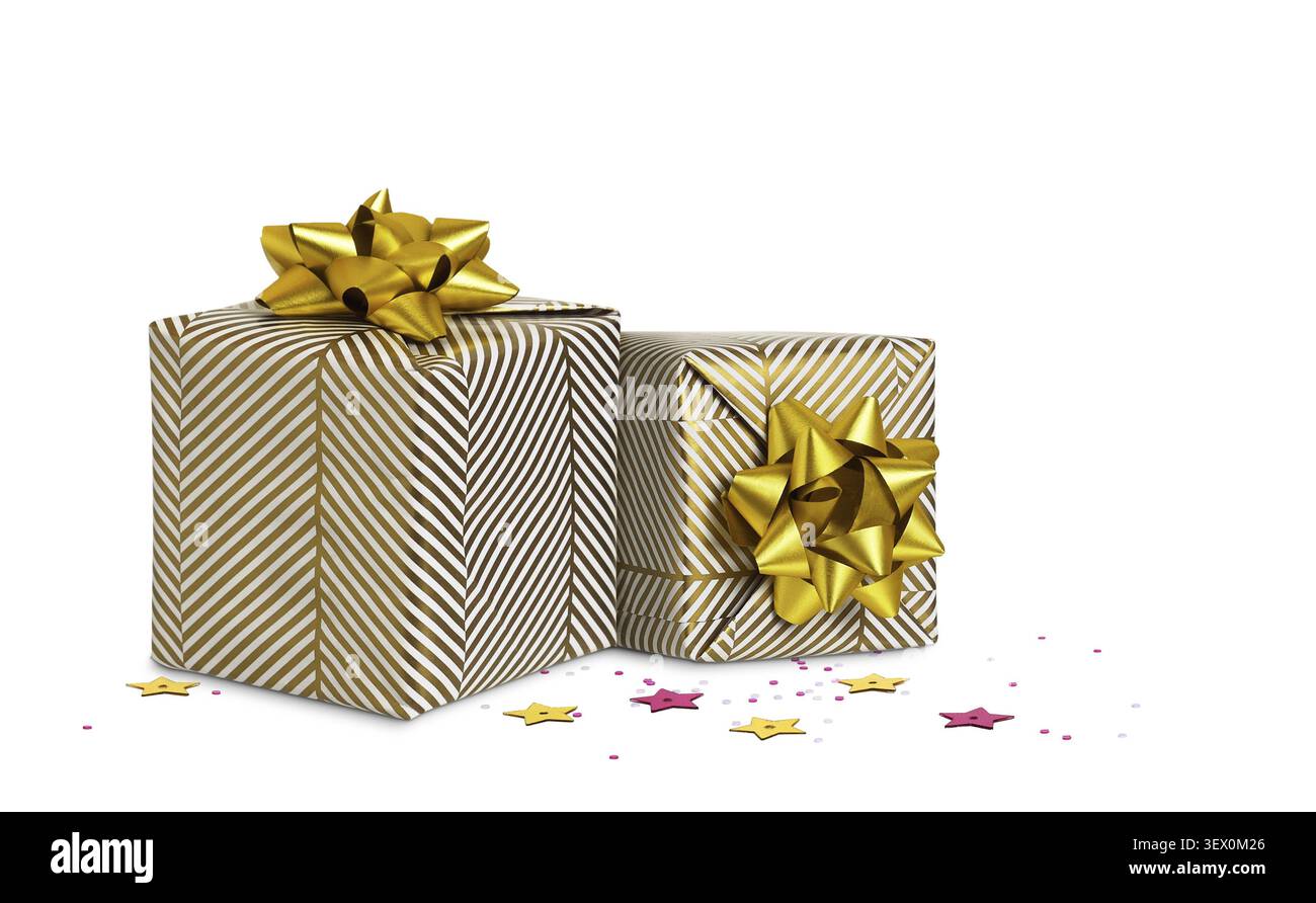 Deux enveloppés dans des boîtes cadeaux en papier festives avec des noeuds en ruban de papier sur fond blanc avec des paillettes roses et dorées Banque D'Images
