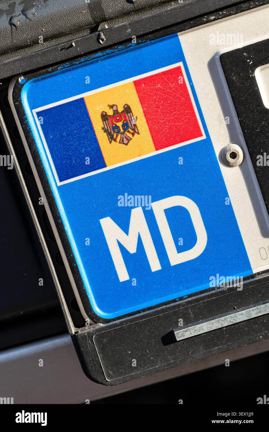 Section nationale d'identification d'une plaque d'immatriculation moldave Banque D'Images
