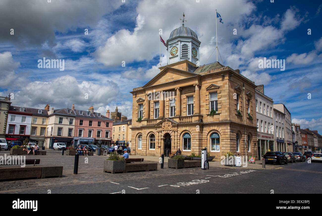 Kelso Market Square, Scottish Borders, Écosse, Royaume-Uni Banque D'Images