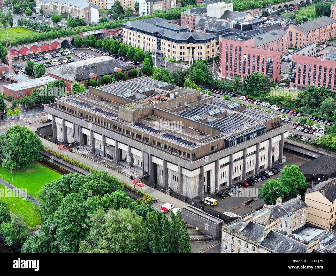 Vue aérienne par drone du centre-ville de Glasgow en Écosse, Royaume-Uni Banque D'Images