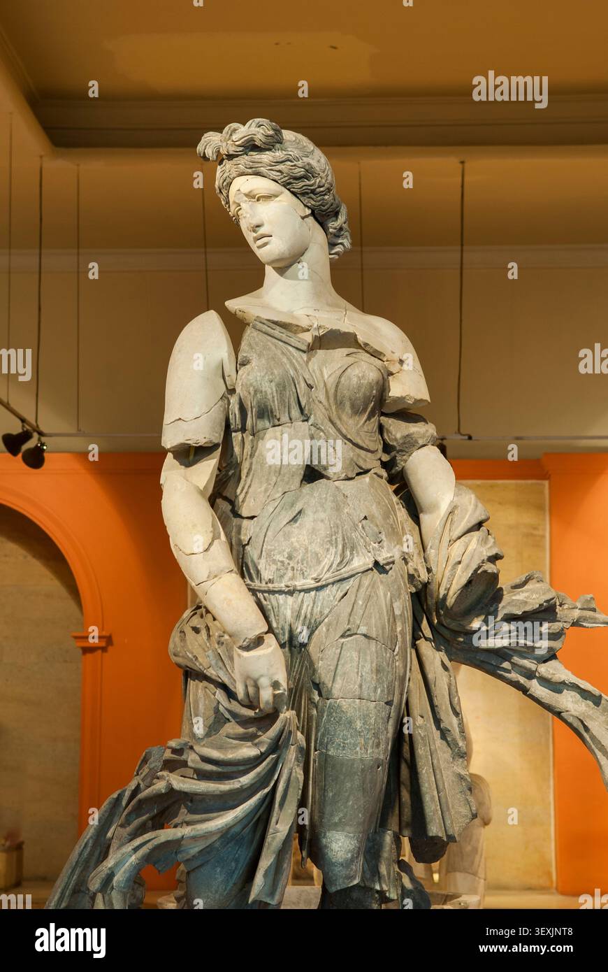 Statue de danseur du 2ème siècle après JC, Musée archéologique d'Antalya, Turquie, Eurasie Banque D'Images