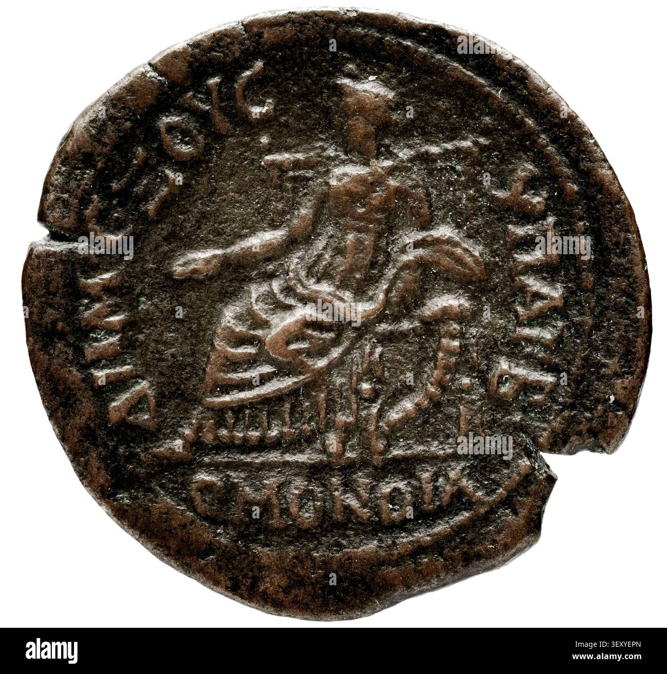 Une pièce de bronze d'Alexandrie, en Égypte, émise par Lucius Aelius Verus, un empereur romain, en 136 après JC. Banque D'Images