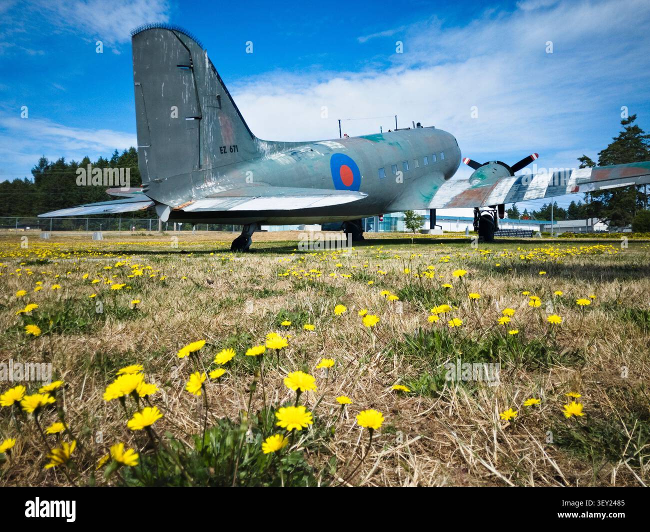 Douglas DC-3 Dakota, Heritage Air Park, Comox Air Force Museum, Comox, Île de Vancouver, Colombie-Britannique, Canada - Image de stock capturée avec un smartphone