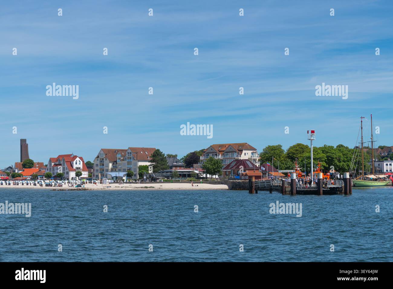 Mémorial marin avec tour d'observation, Easy de Resort Laboe, comté de Plön, Schleswig-Holsein, Allemagne du Nord, Banque D'Images