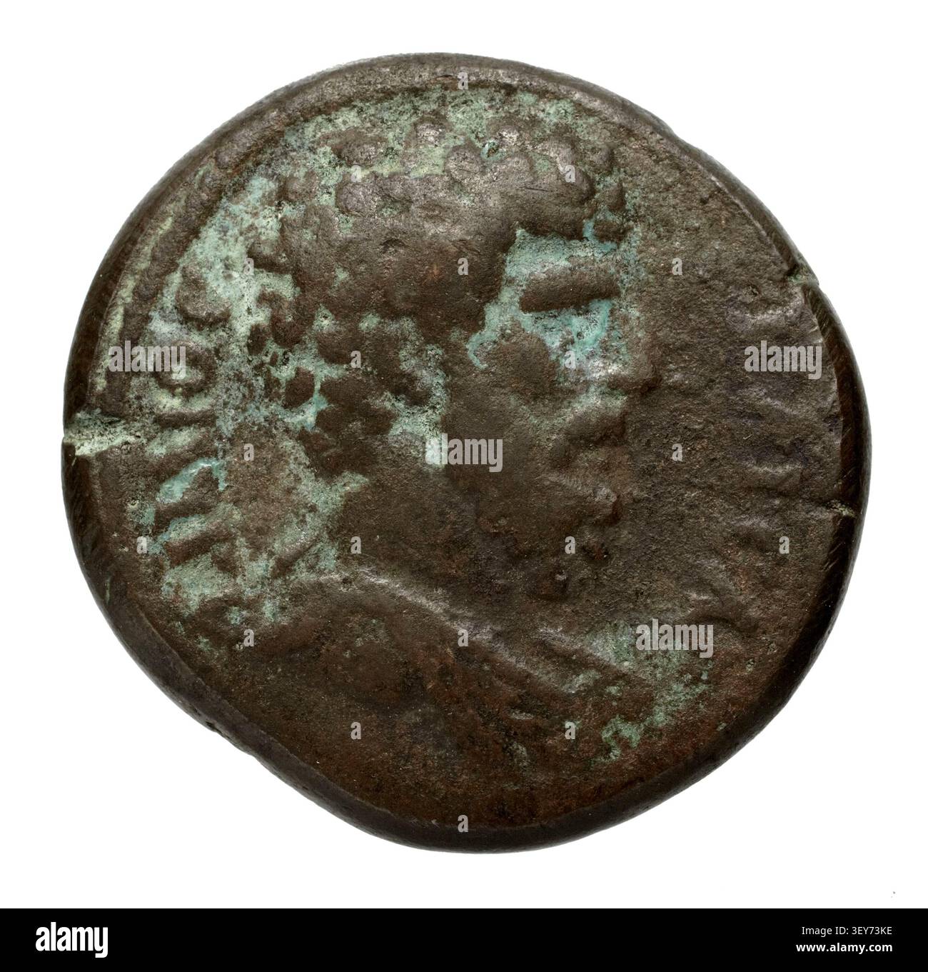 Aelius, une pièce romaine, bronze, d'une région incertaine, émise par Lucius Aelius Verus, un empereur romain qui a régné de 161 à 169 AD, en 117 AD. Banque D'Images