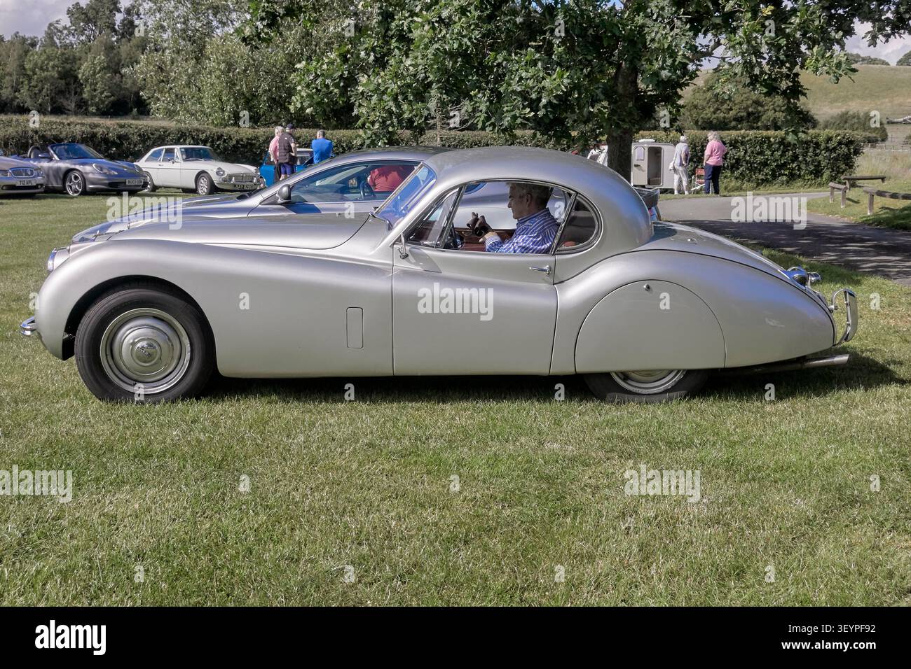 Jaguar XK120 1952, voiture de sport britannique vintage. Banque D'Images