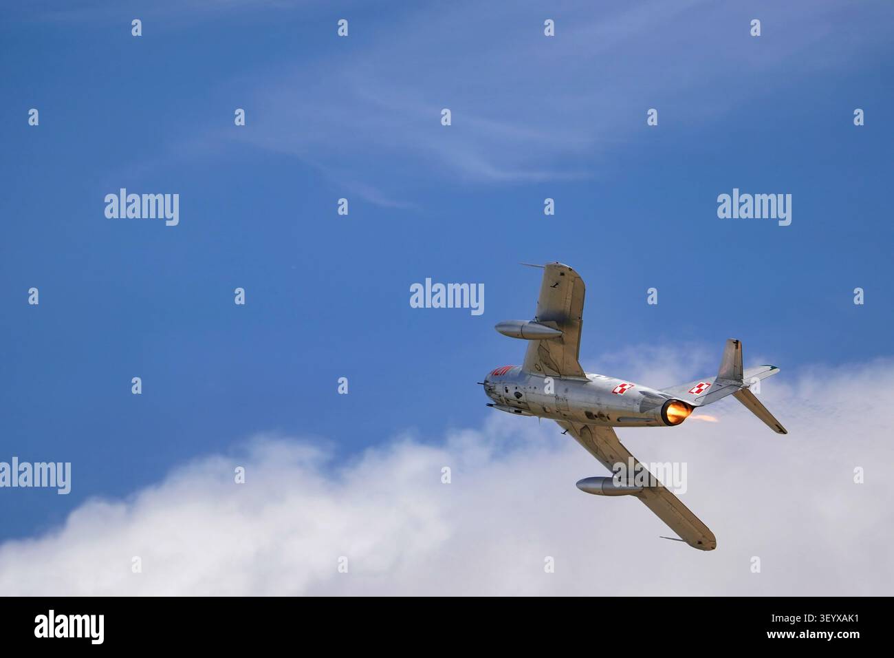 Mikoyan-Gurevich MiG-17F (Lim-5) exposé lors du IMW Duxford Summer Air Show le 4 juillet 2026 Banque D'Images