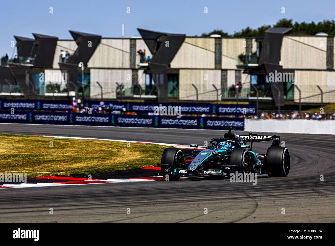 (63) George Russell (GBR) - Mercedes-AMG PETRONAS F1 Team - Mercedes W17 - Mercedes E performance lors de la pratique 1 de formule 1 Lenovo British Gr Banque D'Images