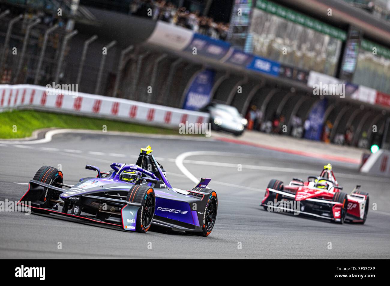 Gen3 Evo roulant sur le circuit international de Shanghai lors du Shanghai E-Prix de la Formule E 2026 à Shanghai, en Chine, le 5 juillet 2026. Banque D'Images