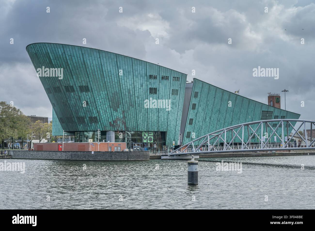 NEMO Science Museum, Oosterdok, Amsterdam, pays-Bas Banque D'Images
