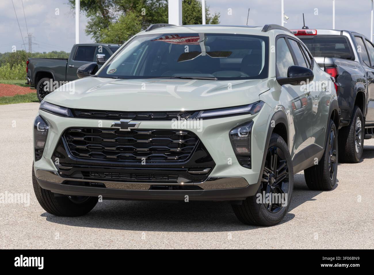 Indianapolis - 5 juillet 2026 : VUS compact Trax ACTIV de Chevrolet chez un concessionnaire. Chevrolet offre le Trax avec un moteur Ecotec Turbo de 1,2 L. MY :2026 Banque D'Images