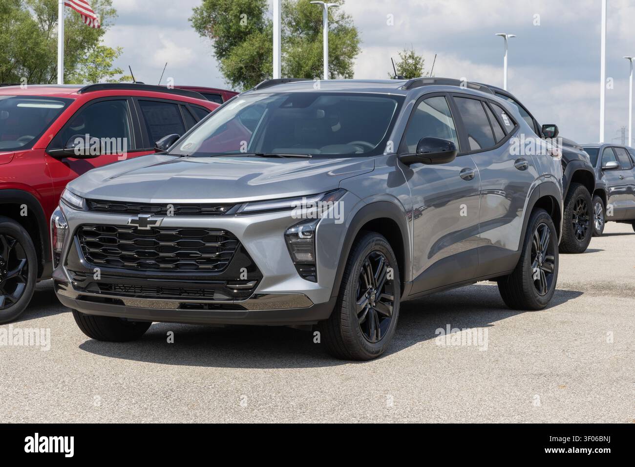 Indianapolis - 5 juillet 2026 : VUS compact Trax ACTIV de Chevrolet chez un concessionnaire. Chevrolet offre le Trax avec un moteur Ecotec Turbo de 1,2 L. MY :2026 Banque D'Images