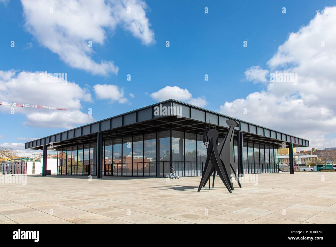 Neue Nationalgalerie, un musée d'art moderne conçu par Ludwig Mies van der Rohe, à Berlin, Allemagne Banque D'Images