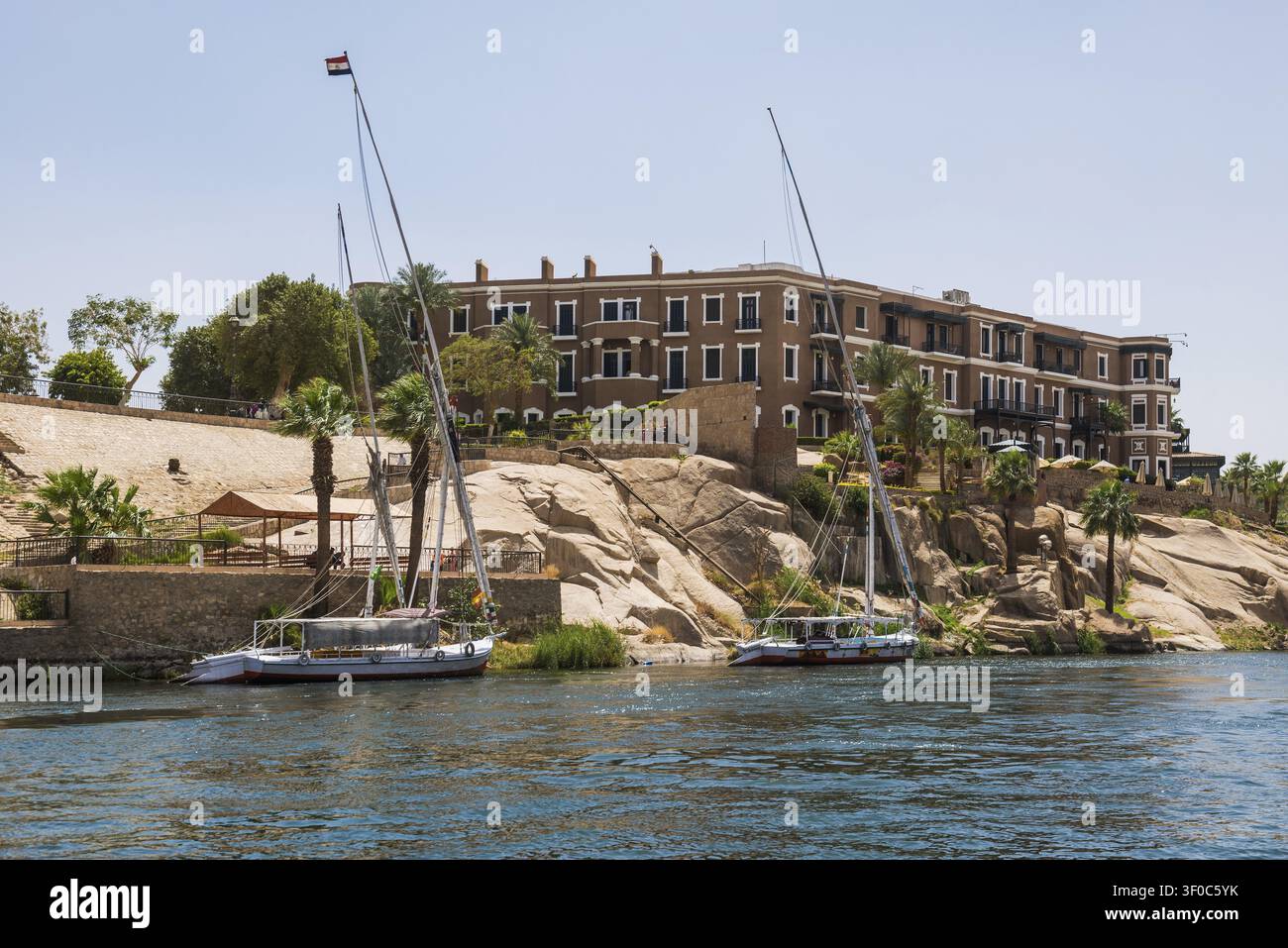 Ancien hôtel de luxe sur le Nil, Old Cataract Hotel, Assouan, Haute-Égypte, Égypte Banque D'Images