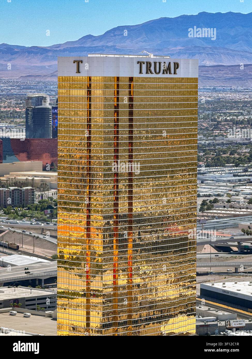 Las Vegas, Nevada, États-Unis - 24 juin 2026 : Vue extérieure de l'hôtel Trump à Las Vegas. Banque D'Images