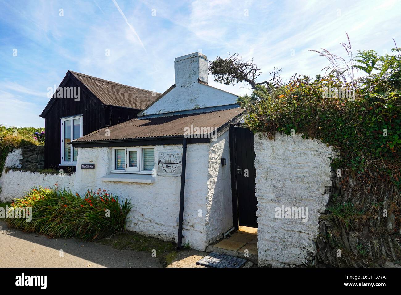 Le Cable Hut historique, été dans le sud du Pays de Galles, Pembroke, Pembrokeshire, Royaume-Uni Banque D'Images
