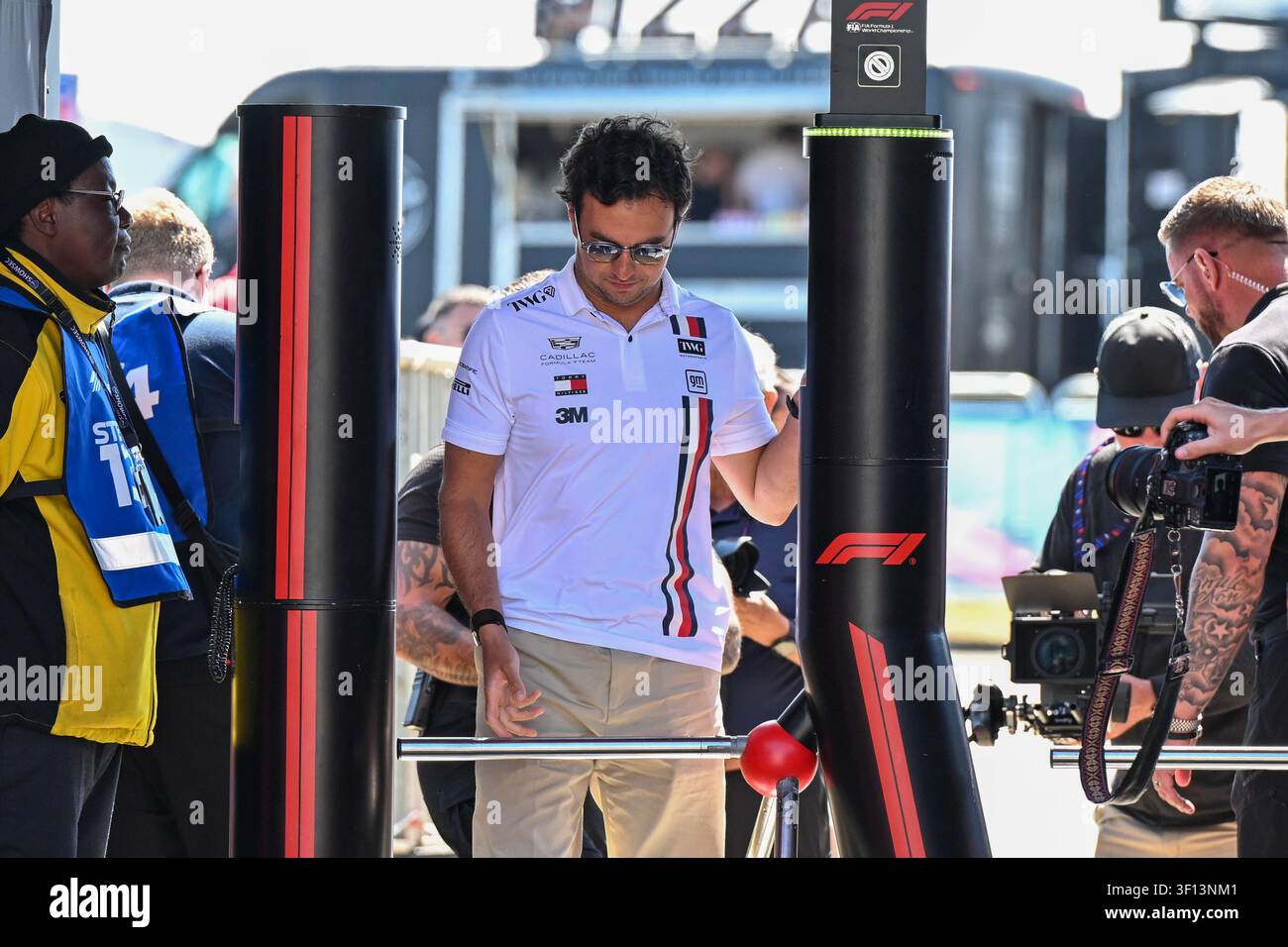 Royaume-Uni, Silverstone, 2 juillet 2026, Sergio Perez, Cadillac, Tommy Hilfiger, lors de la Journée médias de F1, Copyright Marco Talluto Banque D'Images