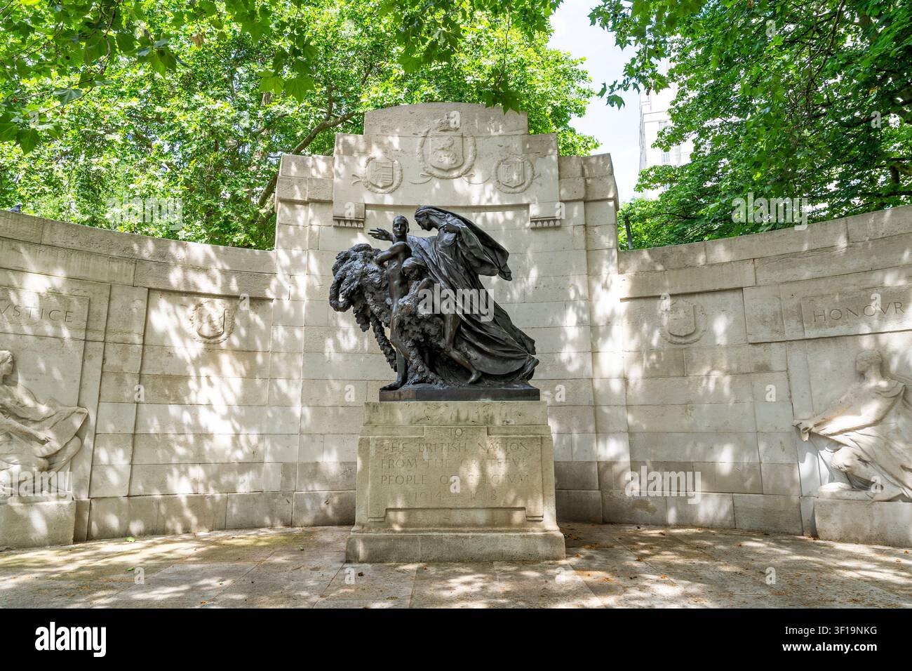 Mémorial anglo-belge (1920), un mémorial de guerre de Grade II* sur le Victoria Embankment, par Sir Reginald Blomfield, à Londres, Angleterre, Royaume-Uni Banque D'Images