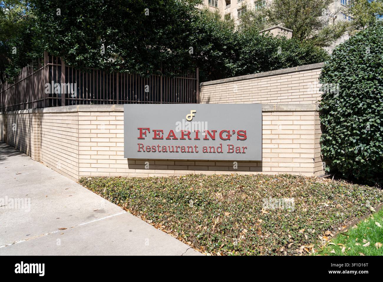 Le panneau de Fearing's Restaurant and Bar au The Ritz-Carlton à Dallas, Texas, États-Unis. Banque D'Images