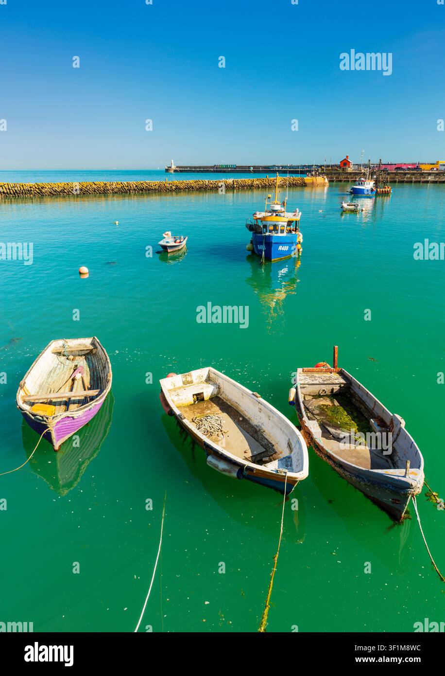 Scène du port de Folkestone. Banque D'Images