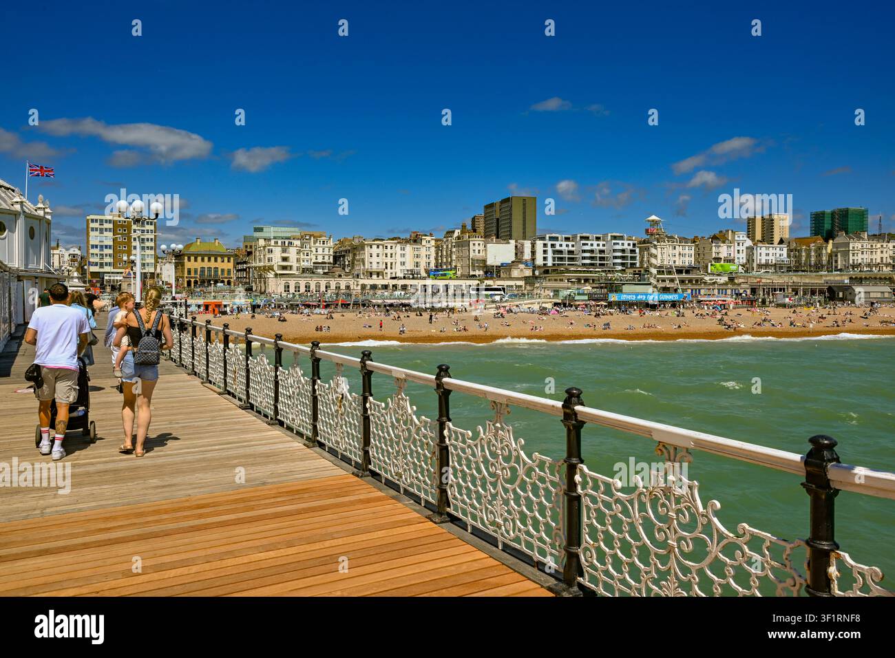 Brighton et Hove depuis le Palace Pier, East Sussex, Angleterre, Royaume-Uni Banque D'Images