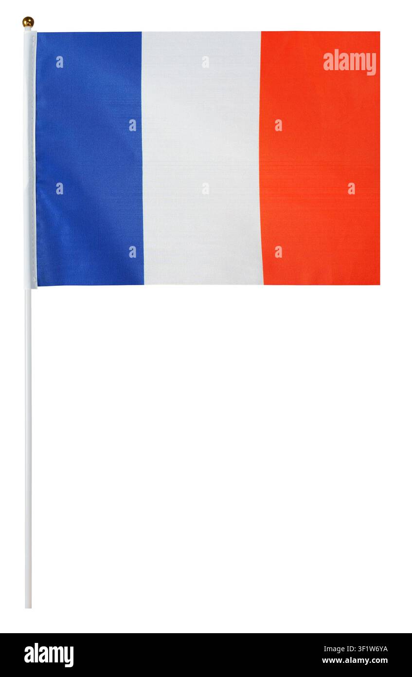 Petit drapeau de France sur un bâton isolé sur blanc Banque D'Images