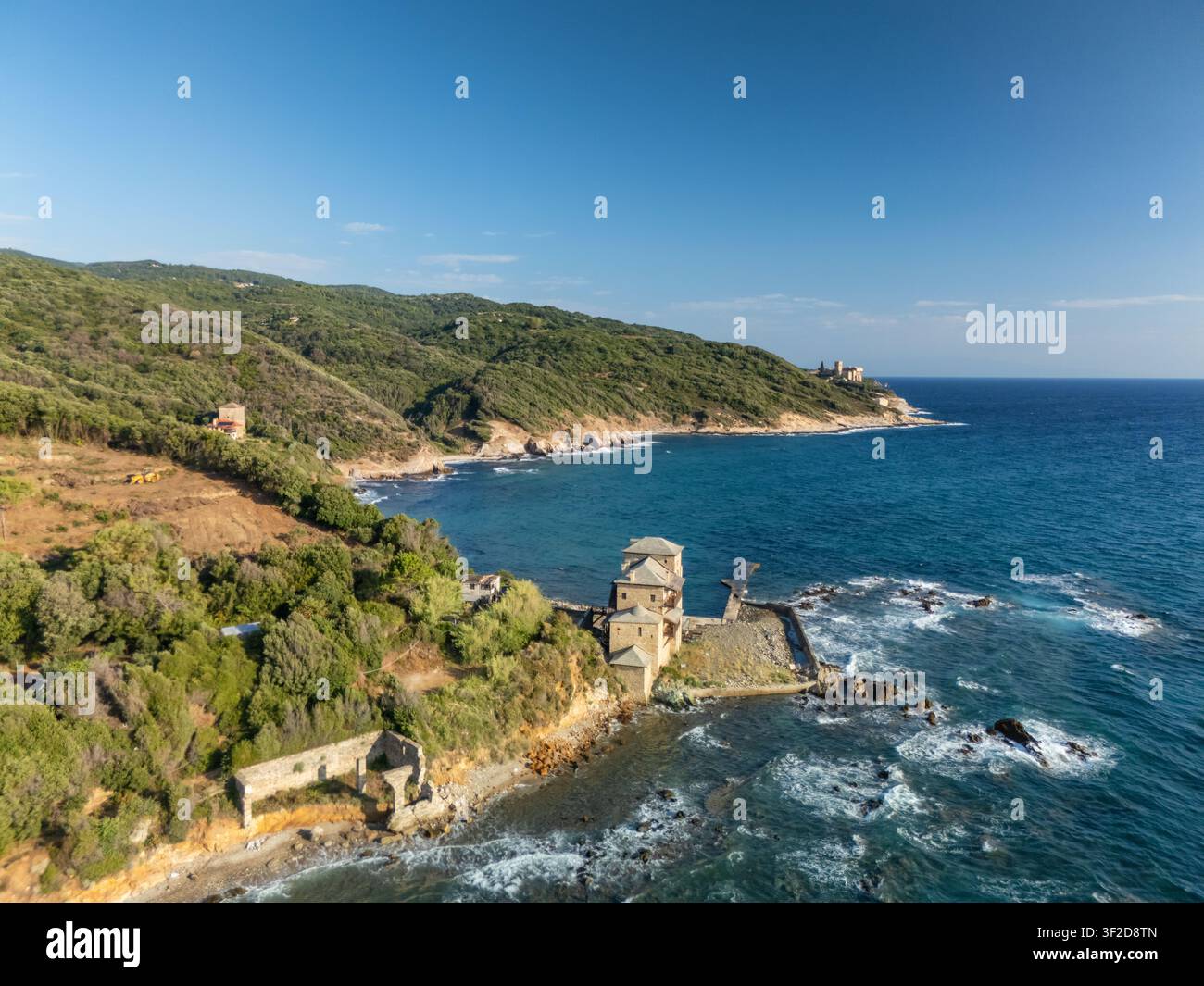 Vue aérienne de la côte escarpée d'Athos Banque D'Images