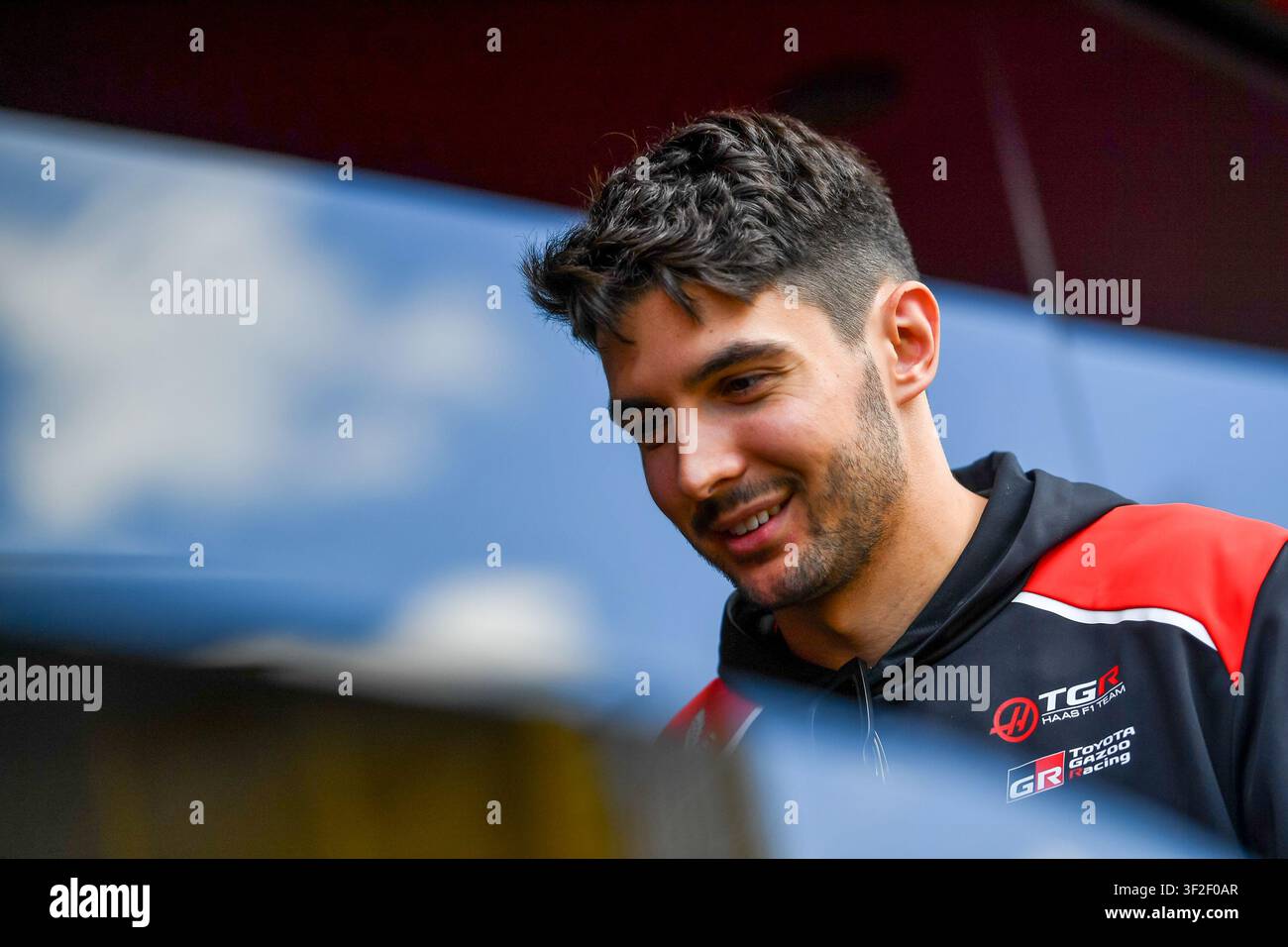 (31) Esteban Ocon (FRA) - Équipe TGR Haas F1 - Haas VF-26 - Ferrari lors de la Journée Médiatique du Grand Prix de Belgique de Formule 1 2026 au Circuit de Spa-Francorchamps Banque D'Images