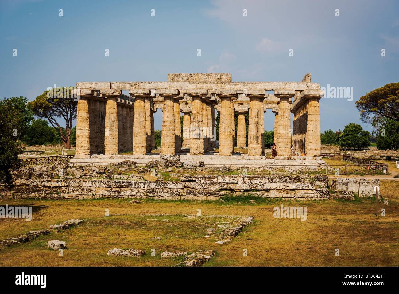 Le parc archéologique de Paestum. Temple d'Athéna. Banque D'Images