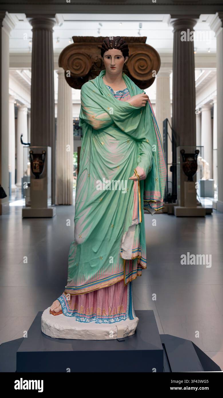 Reconstitution de la Petite Femme d'Hercule avec les couleurs originales, exposition Chroma, Metropolitan Museum of Art (The Met), New York City, U Banque D'Images