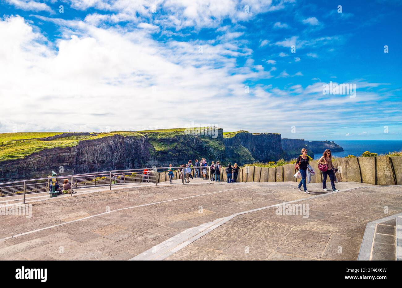L'Irlande, le comté de Calway, les Falaises de Moher Banque D'Images