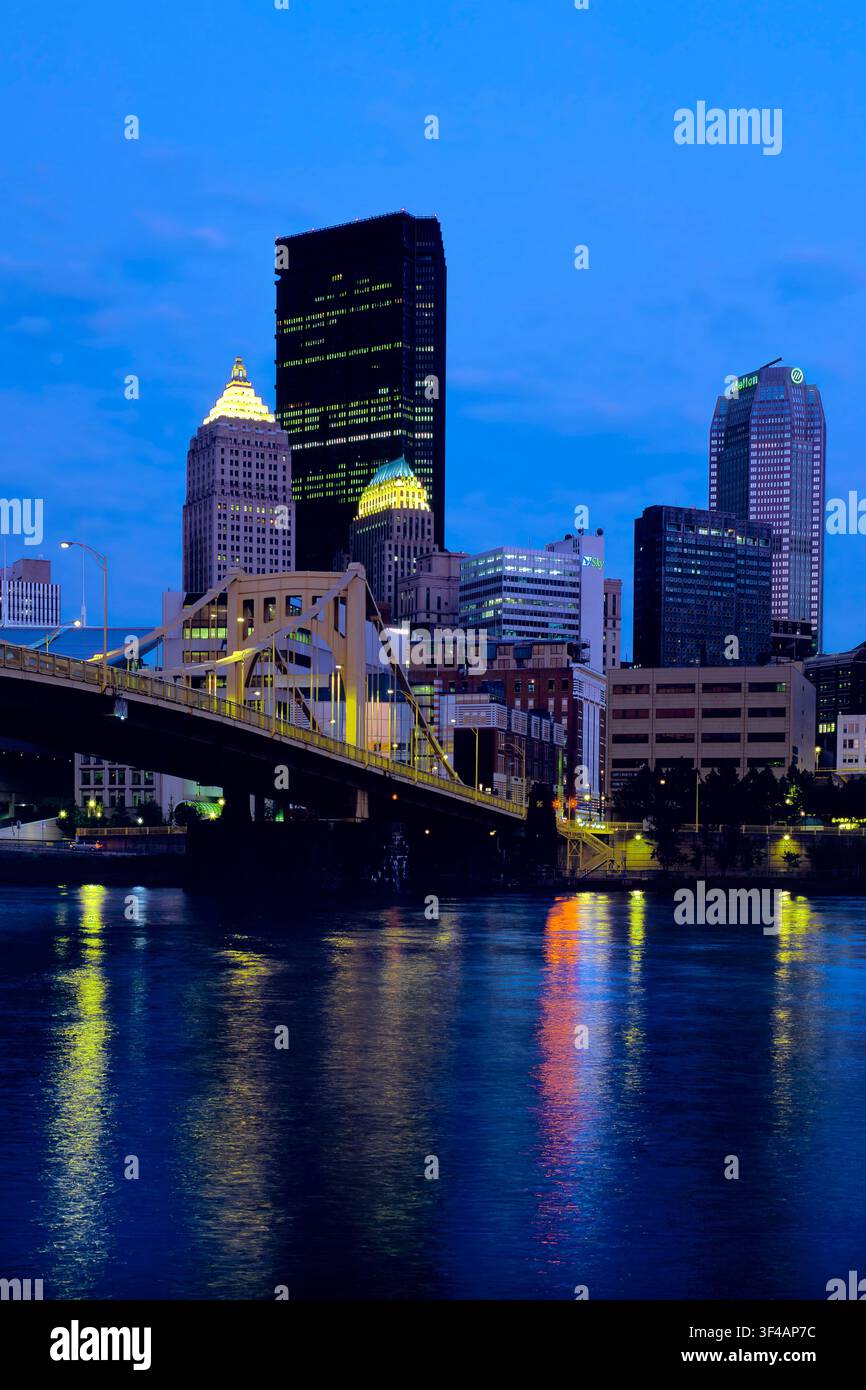 Horizon de Pittsburgh et rivière Allegheny, Pennsylvanie Banque D'Images