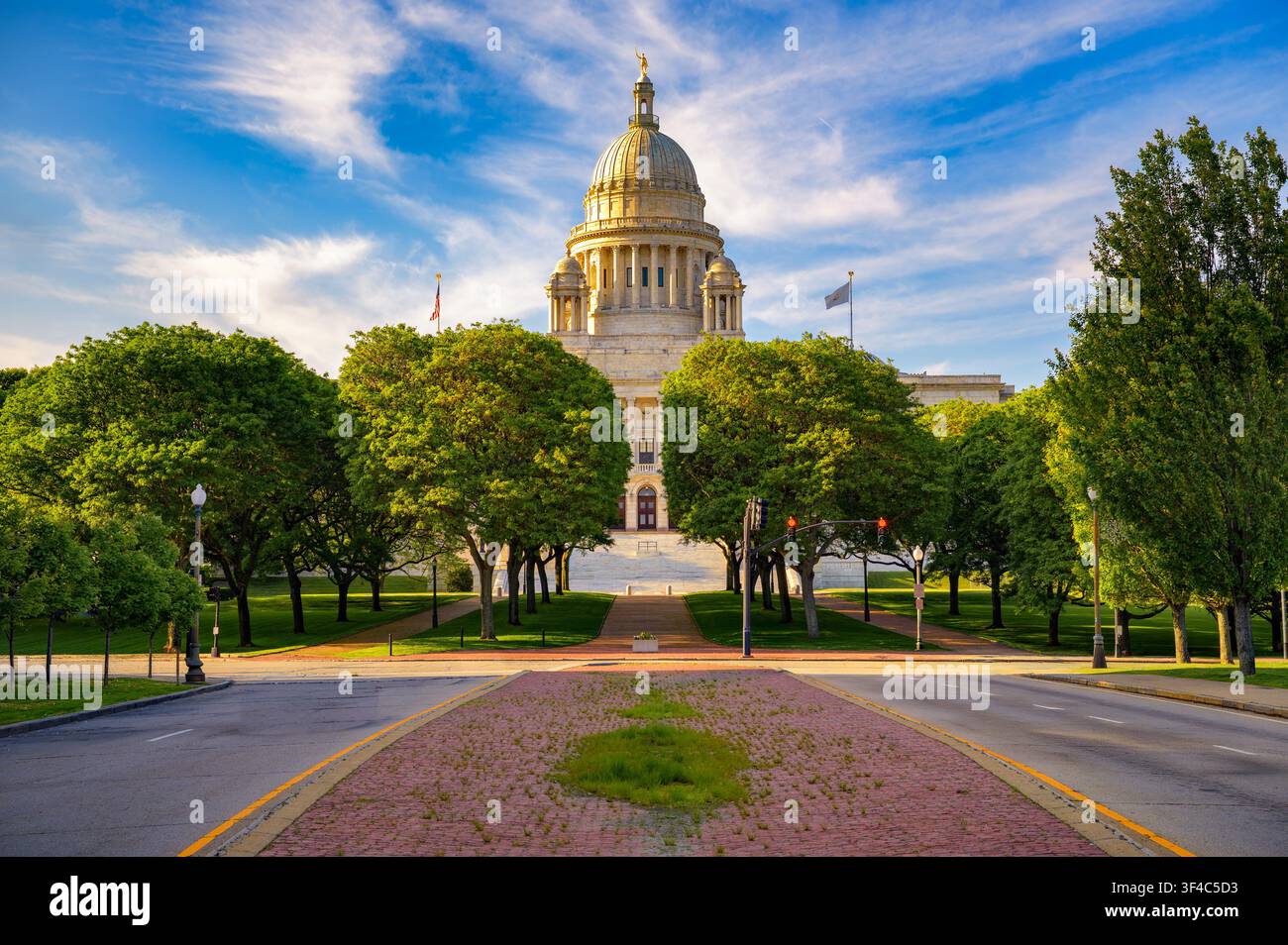 Maison d'État de Rhode Island à Providence à l'heure dorée Banque D'Images