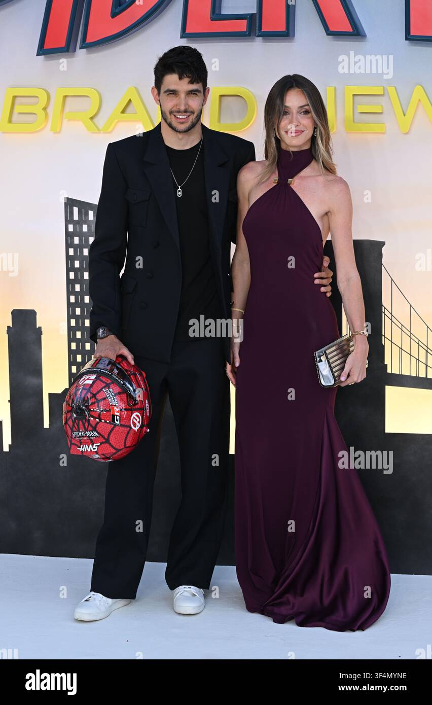 Esteban Ocon (à gauche) et Flavy Barla arrivent pour la première britannique de Spider-Man Brand New Day à l'Odeon Luxe, Leicester Square, dans le centre de Londres. Date de la photo : mercredi 29 juillet 2026. Banque D'Images
