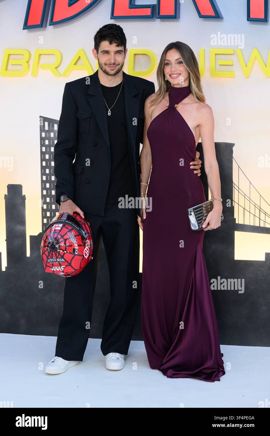 Londres, Royaume-Uni. 29 juillet 2026. Esteban Ocon et Flavy Barla assistant à la première britannique de Spider-Man Brand New Day, Leicester Square. Credit : Doug Peters/EMPICS/Alamy Live News Banque D'Images