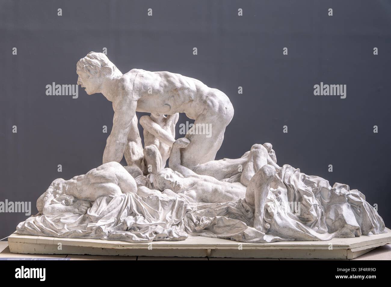 Musée d'Orsay à Paris, France. Auguste Rodin, *Ugolin*, une sculpture en plâtre inspirée par la *Comédie divine* de Dante, vers 1902–1912 Banque D'Images