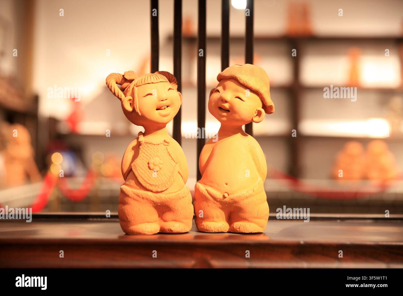 Sculpture en argile de Chine, figurines en argile fabriquées à la main de Chine, scène de travail Banque D'Images