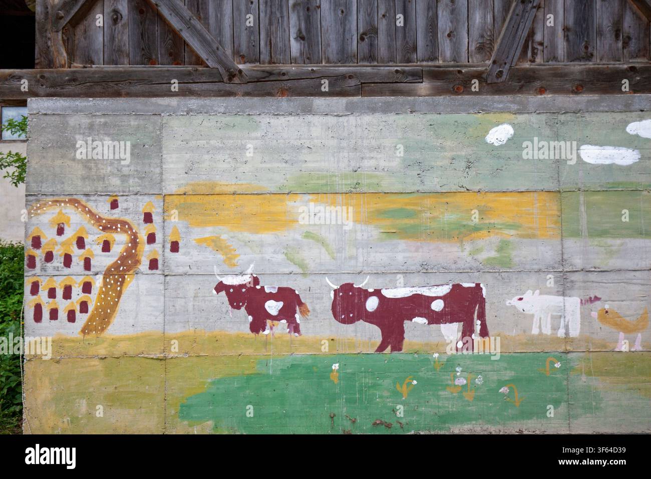 Peinture murale peinte par des enfants, thème : Animaux de la ferme, vallée d’Ulten, Tyrol du Sud Banque D'Images