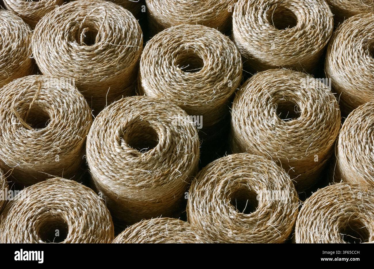 Arrière-plan de bobines de ficelle en sisal Banque D'Images