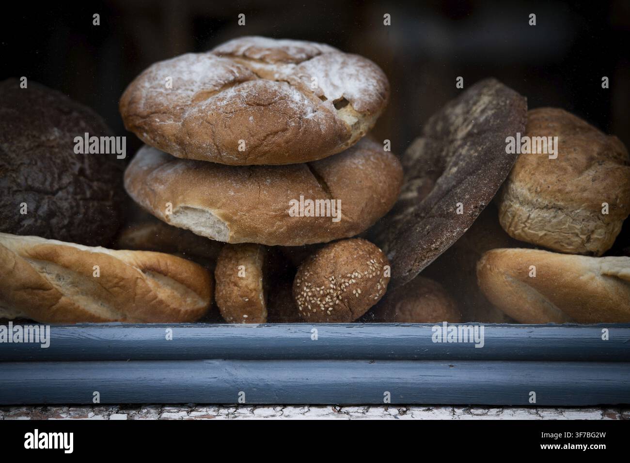 Pain frais, étalage, boulangerie, Porvoo, Finlande Banque D'Images