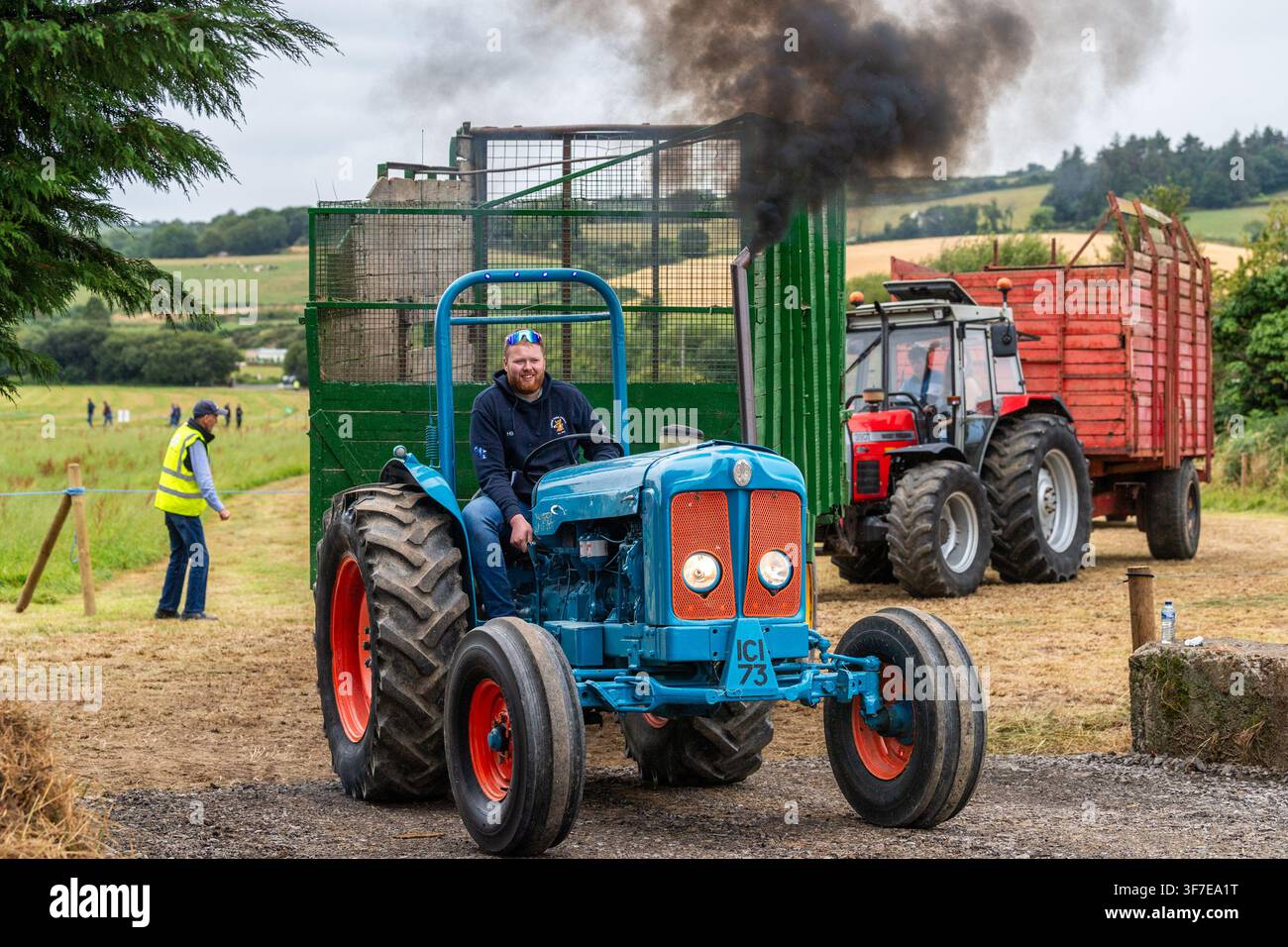 Ahiohill, West Cork, Irlande. 2 août 2026. Le Ahiohill Vintage Club a organisé son Journée des Récoltes Vintage annuelle aujourd’hui. Des milliers de personnes ont participé, beaucoup venant de Banque D'Images