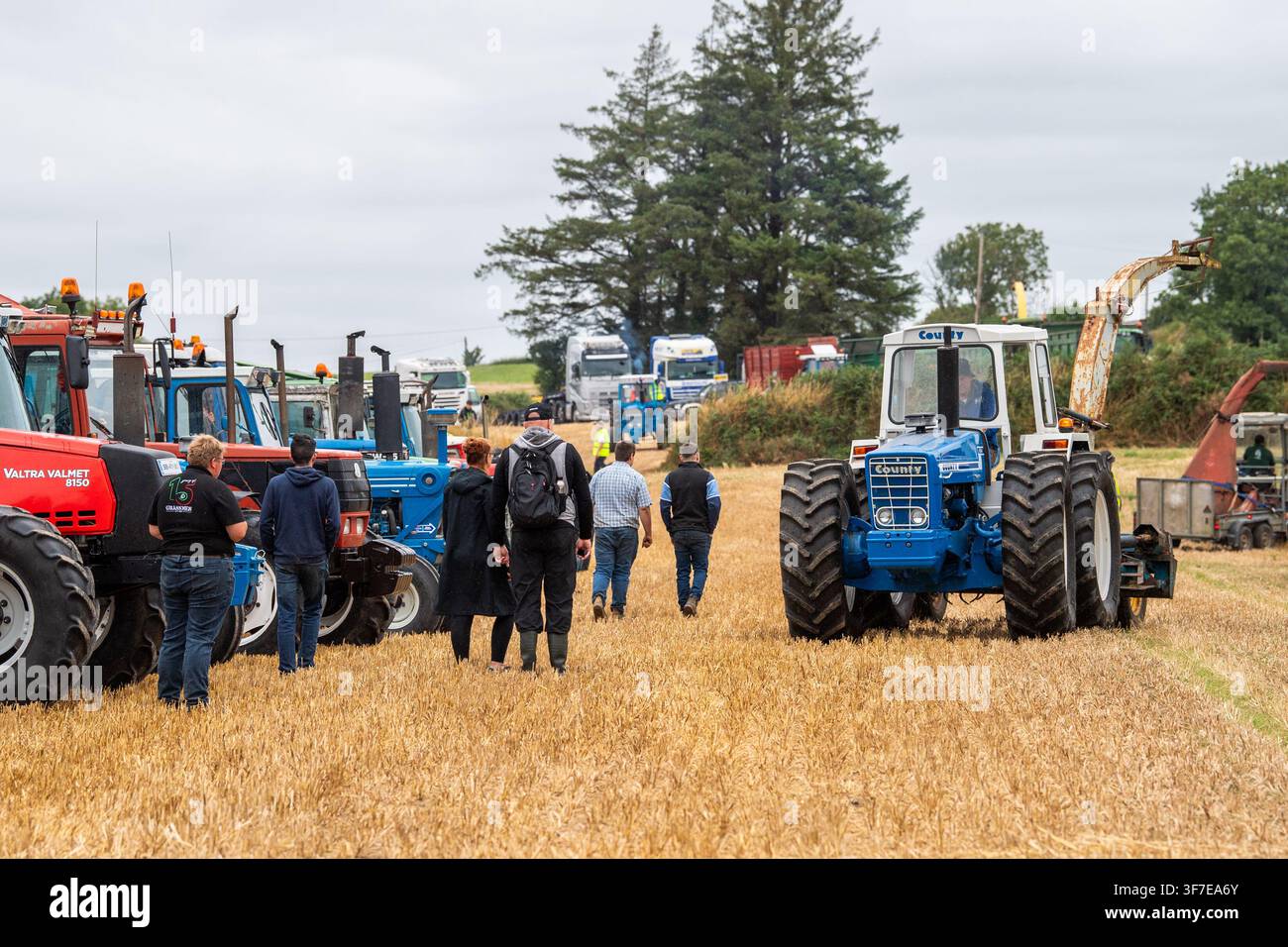 Ahiohill, West Cork, Irlande. 2 août 2026. Le Ahiohill Vintage Club a organisé son Journée des Récoltes Vintage annuelle aujourd’hui. Des milliers de personnes ont participé, beaucoup venant de Banque D'Images