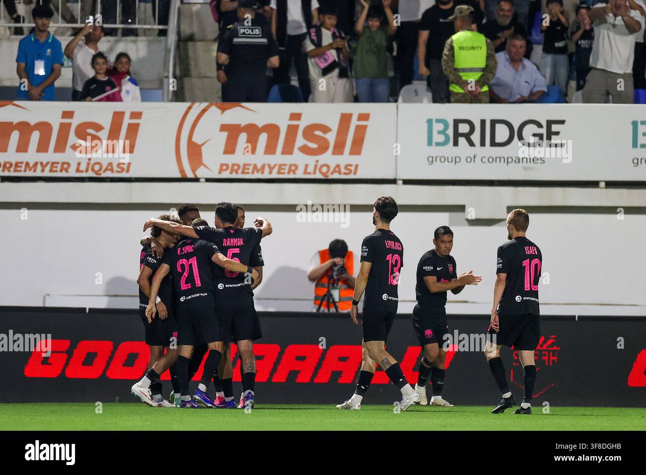 Joy Lance Mickels de Sabah célèbre son troisième but lors du troisième tour de qualification de l'UEFA Champions League, match aller au stade Alinja le 11 août 20 Banque D'Images