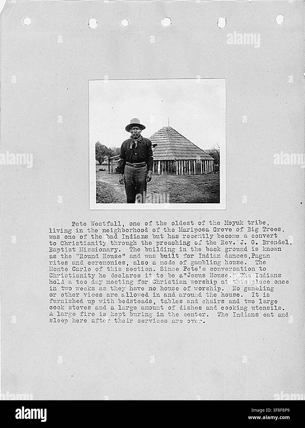 Pete Westfall, membre de la tribu Monache, également connue sous le nom de Moyuk ou Western Mono, sur une photographie de 1920 issue d'un rapport d'enquête sur les comtés de Fresno et Madera en Californie. Banque D'Images