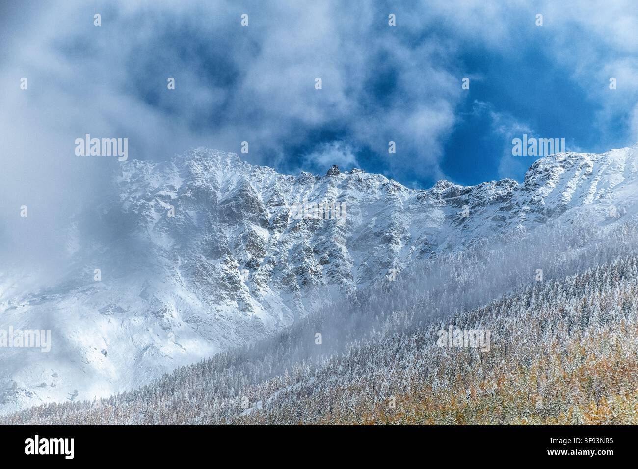 Italie Rhemes Notre Dame dans la Vallée d'Aoste. Paysage montagneux typique de carte postale Banque D'Images