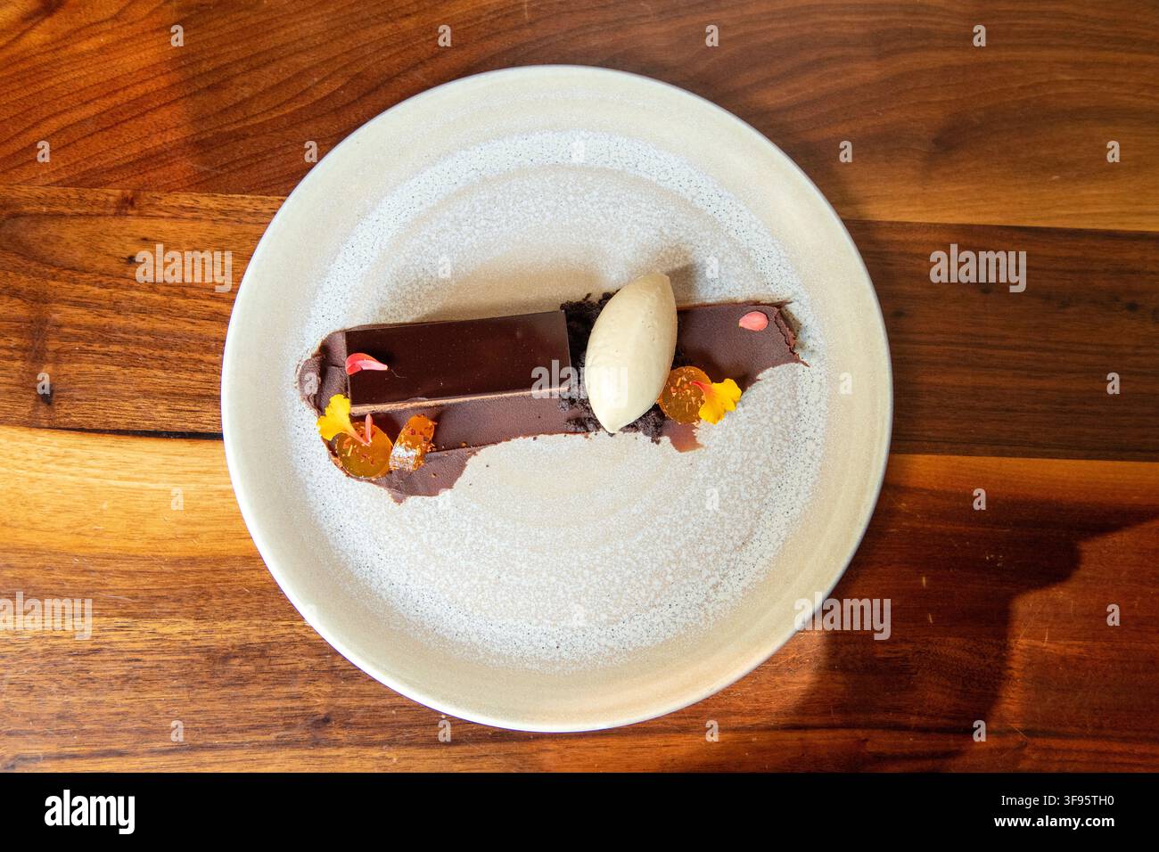 Tarte au chocolat à la Fonda San Miguel, Austin, Texas, le 17 octobre 2024. (Photo par John Anderson/The Austin Chronicle) Banque D'Images