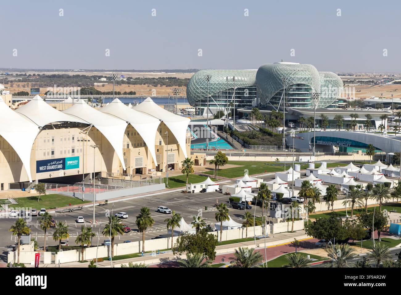 Abu Dhabi, Émirats arabes unis - 19 février 2026 : Circuit Yas Marina, piste de course de Formule 1 Grand Prix à Abu Dhabi, Émirats arabes unis. Banque D'Images